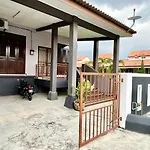 Rumah Mok Aji Homestay Melaka